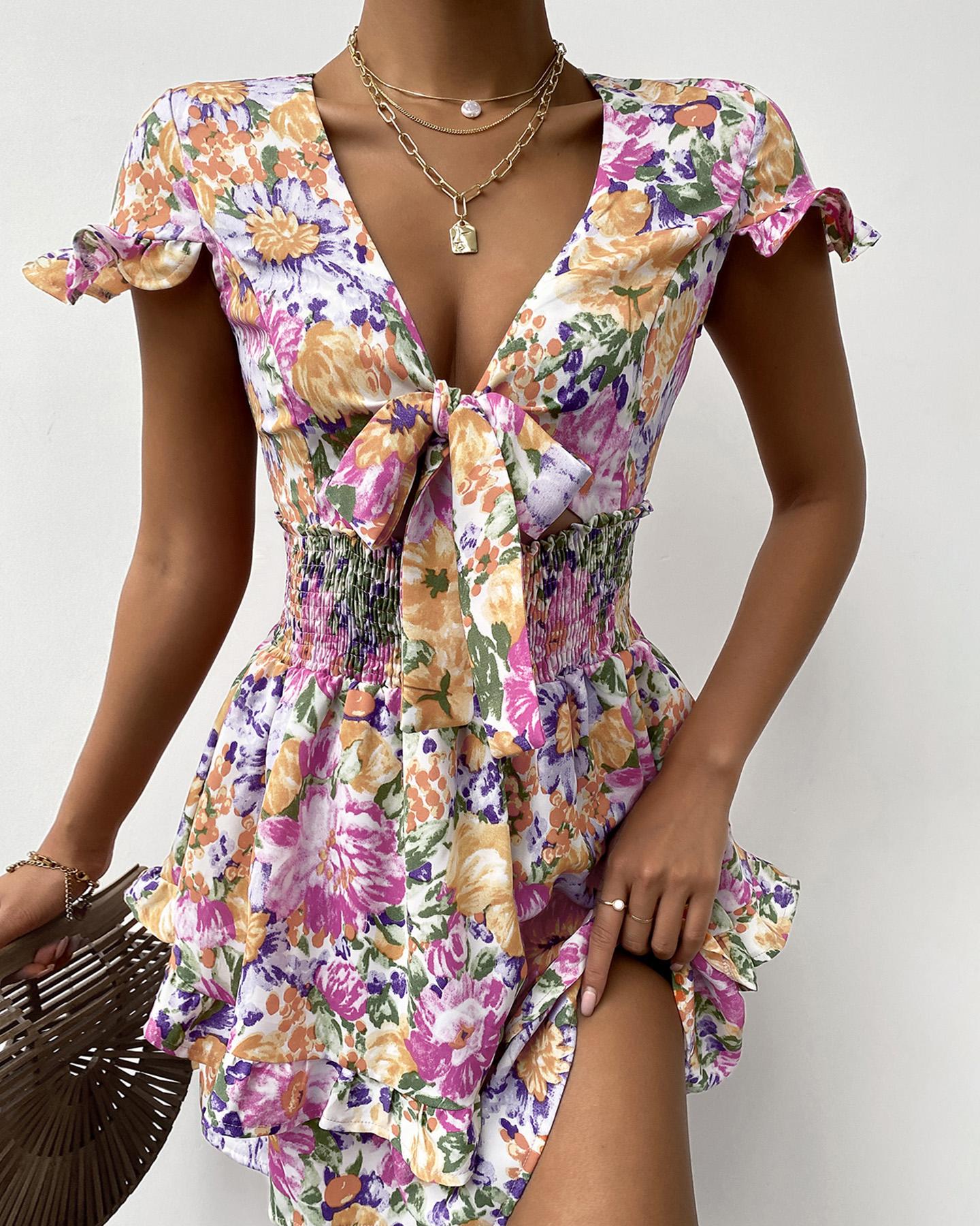 

All Over Print Deep V Neck Short Sleeve Flared Dress, Multicolor