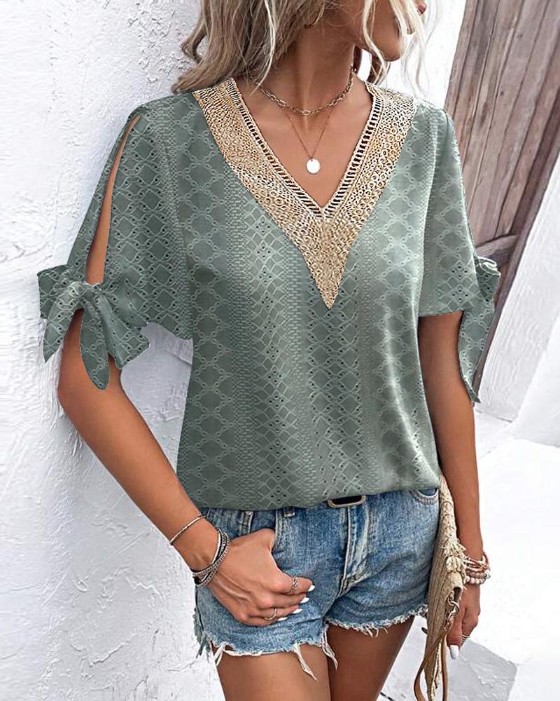 

Eyelet Embroidery Split Sleeve Top, Green