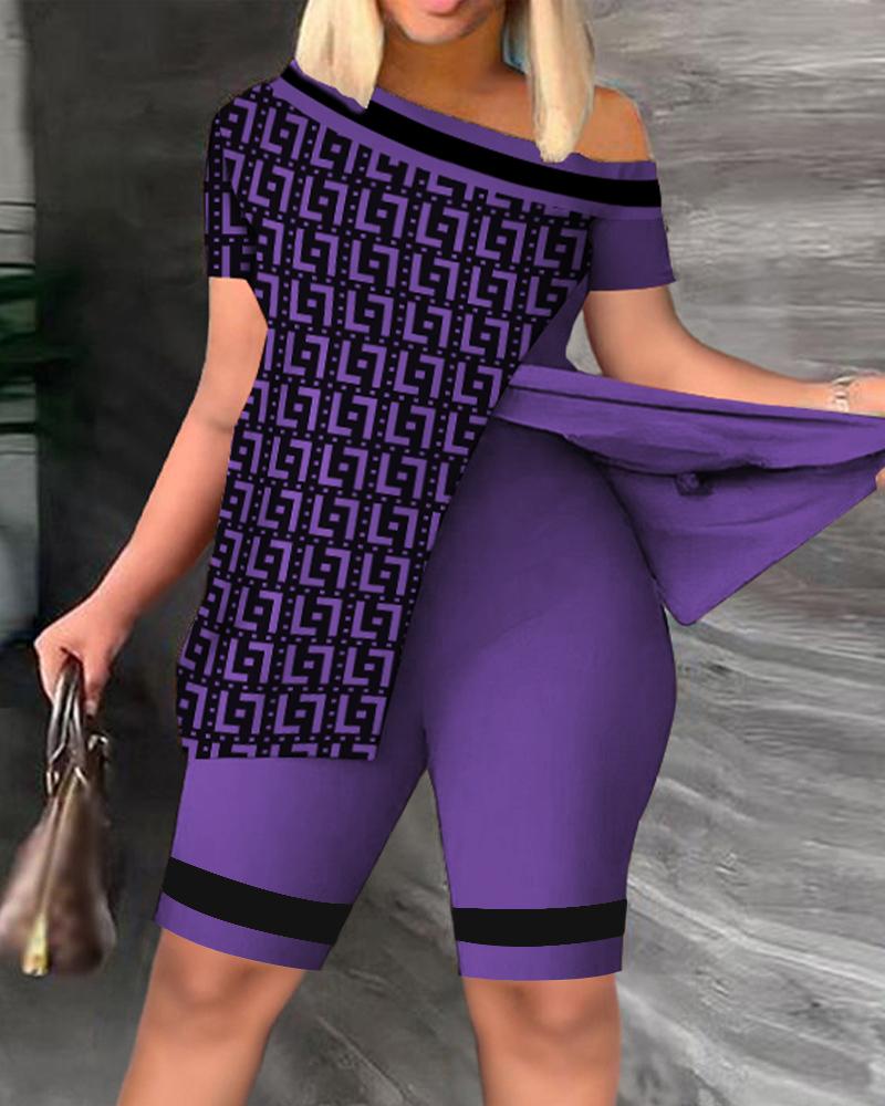 

Plus Size Geometric Print Split Hem Top & Shorts Set, Purple