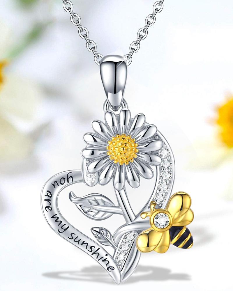 

1pc You Are My Sunshine Bee Daisy Heart Pendant Necklace, Silver