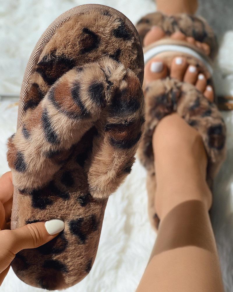 

Fuzzy Cheetah Toe Post Flip Flop, Coffee