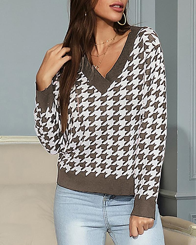 

Houndstooth Print Long Sleeve V Neck Knit Sweater, Coffee