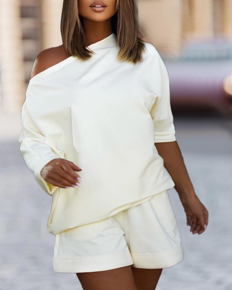 

Plus Size Skew Neck Long Sleeve Top & Shorts Set, White
