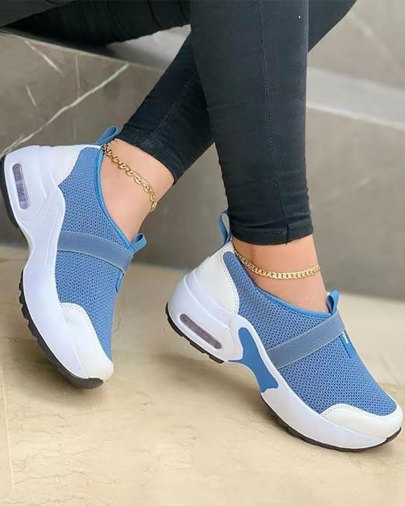 

Contrast Paneled Slip On Sneakers, Blue