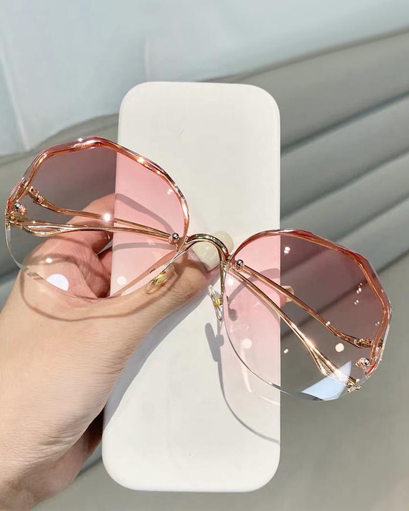 

1Pair Tinted Lens Cut Trimmed Curved Temples Gradient Sunglasses, Pink