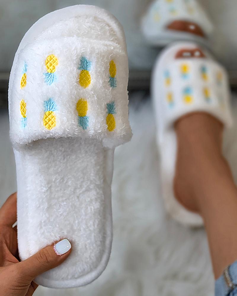 

Pineapple / Strawberry Pattern Fluffy Slippers, Yellow