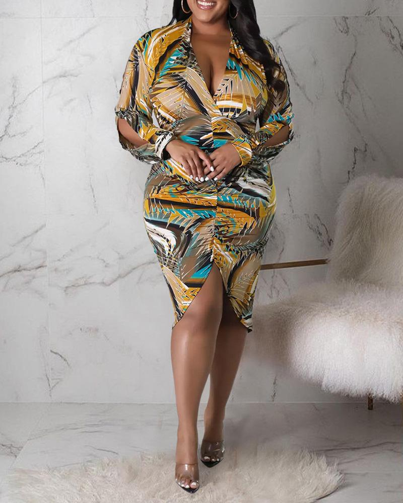 

Plus Size Split Sleeve Ruched Leaf Print Dress, Yellow
