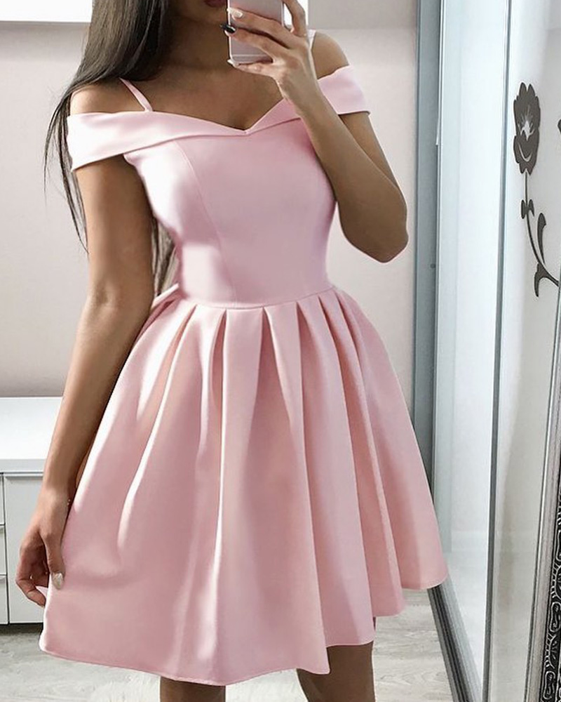 

Cold Shoulder Pleated Casual Dress, Pink