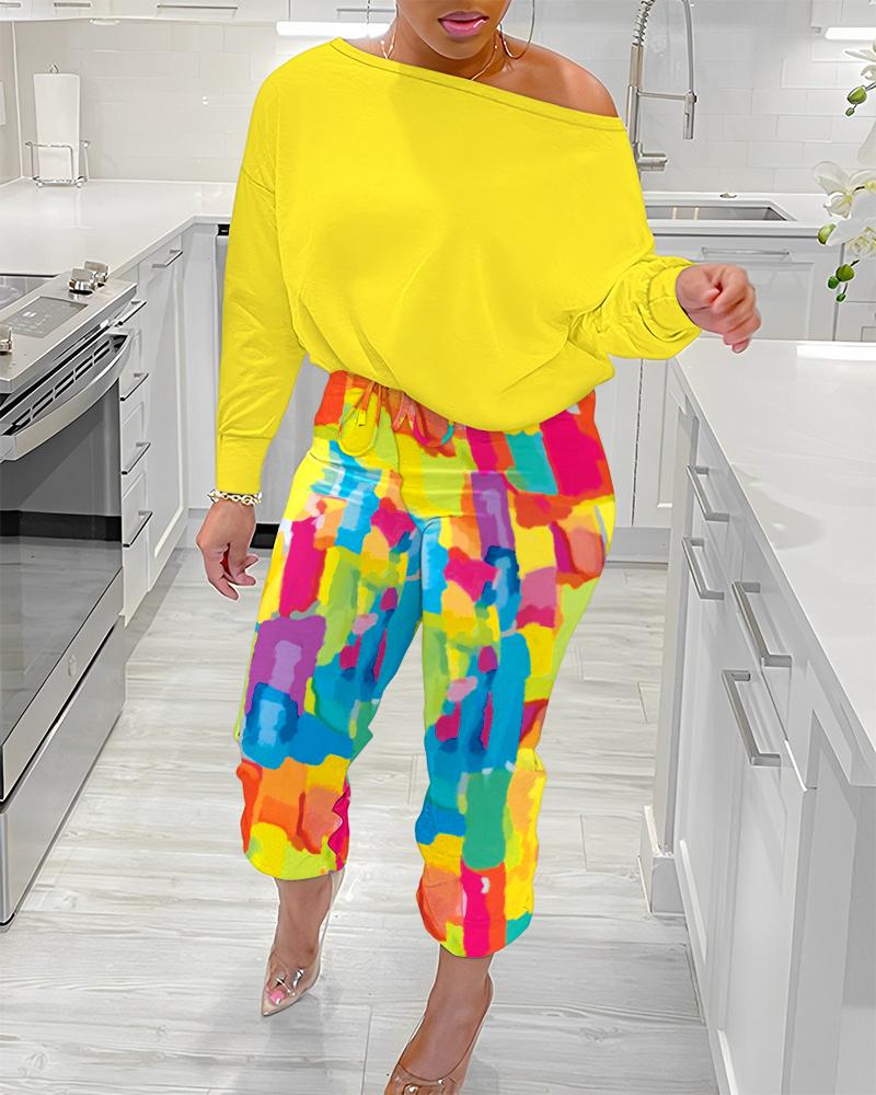 

Skew Neck Top & Melting Colors Allover Print Cuffed Pants Set, Yellow