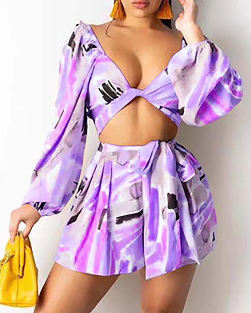 

Abstract Print V Neck Lantern Sleeve Crop Top & Skirt Sets, Purple