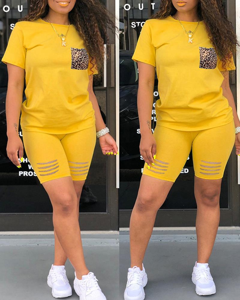 

Leopard Print Pocket Short Sleeve Top & Ladder Cutout Shorts Set, Yellow