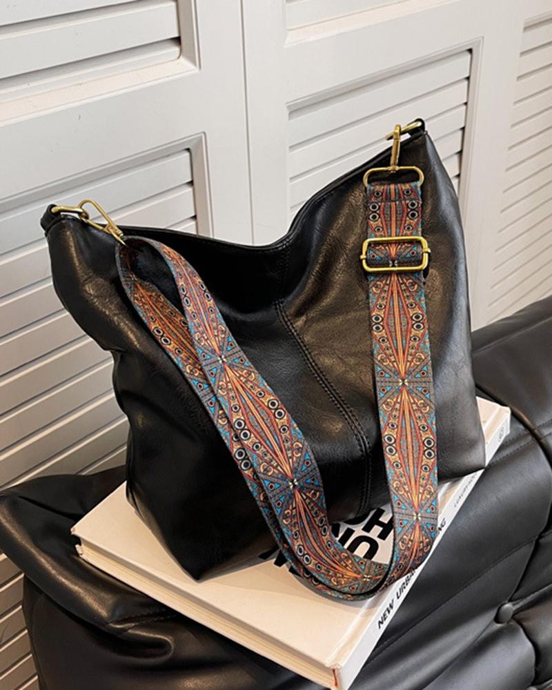 

Retro Large Capacity Shoulder Bag, Black