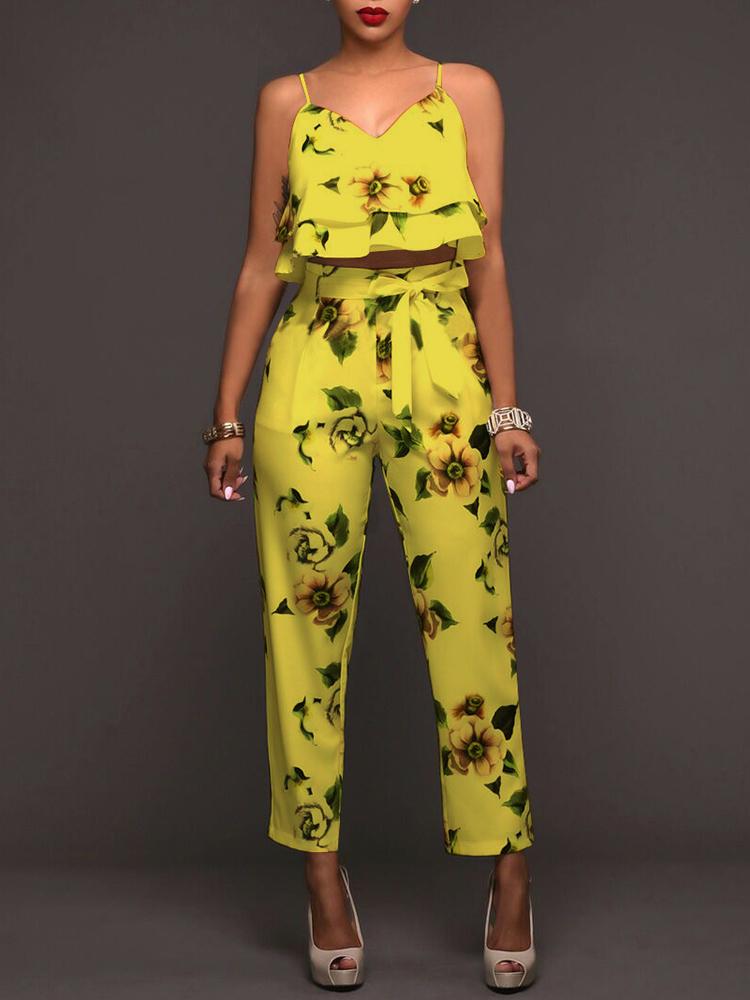 

Stylish Flounced Spaghetti Strap Floral Cropped Twinset, White