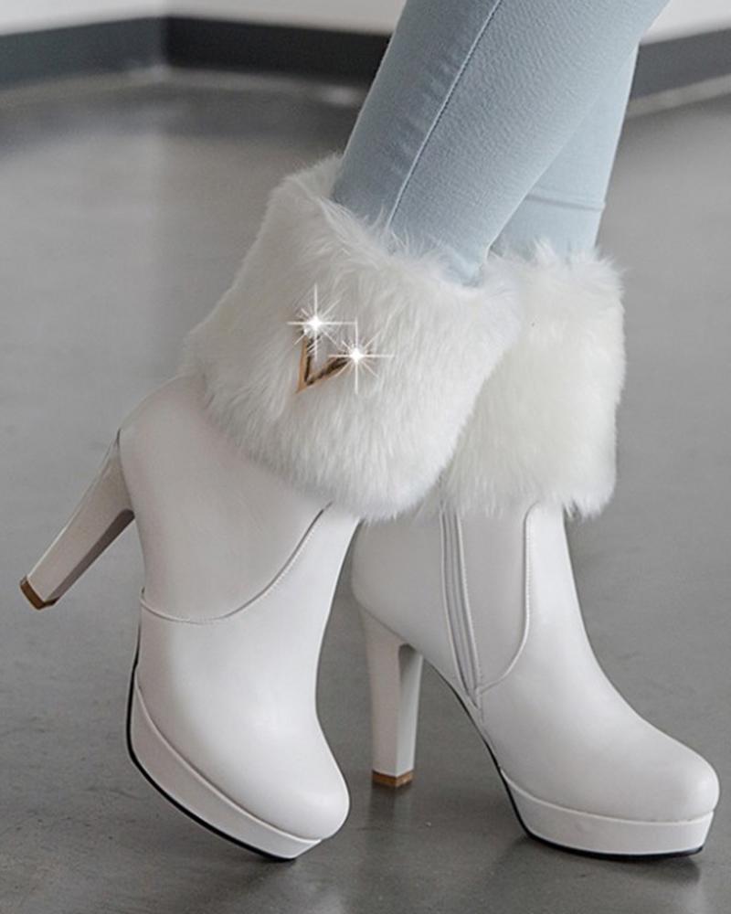 

V Pattern Fuzzy Detail Ankle Boots, White