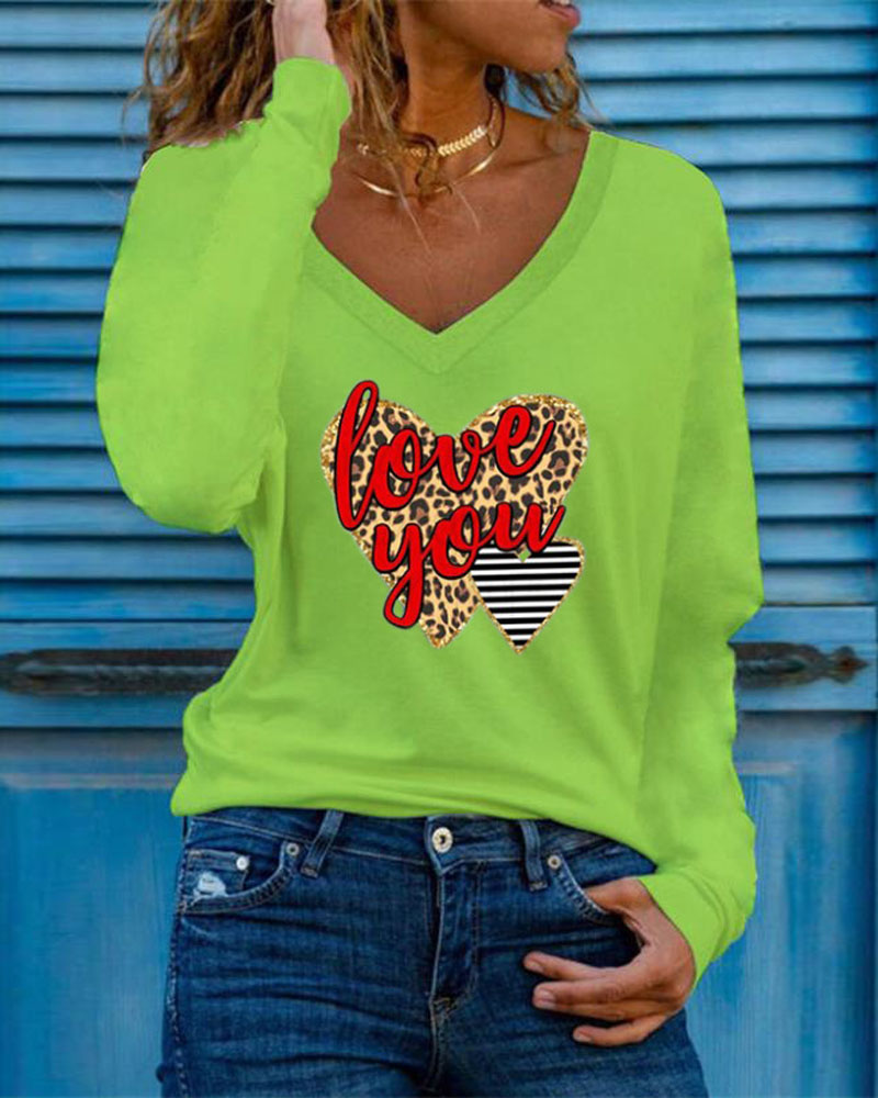 

Leopard Heart Letter Print Long Sleeve V-Neck Top, Green