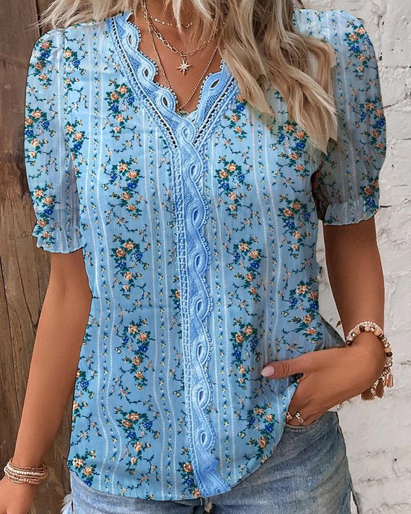

Ditsy Floral Print Lace Patch Top, Blue