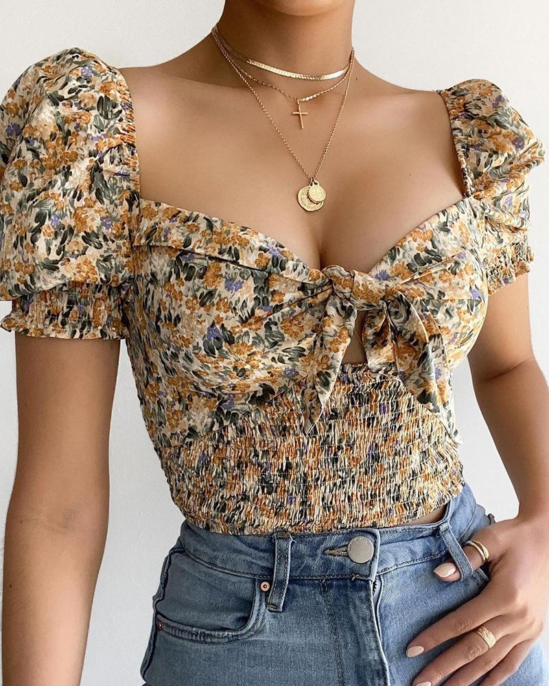 

Puff Sleeve Ditsy Floral Print Lace up Shirred Top, Yellow