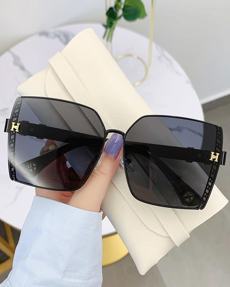 

1Pair Retro Metal Frame Square Tinted Sunglasses, Style1