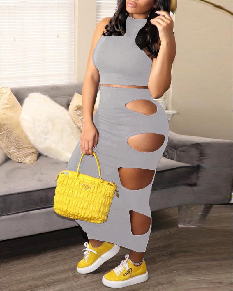 

Crop Tank Top & Cutout Skirt Set, Gray