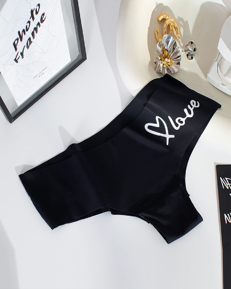

Letter Heart Print Breathable Seamless Panty, Black