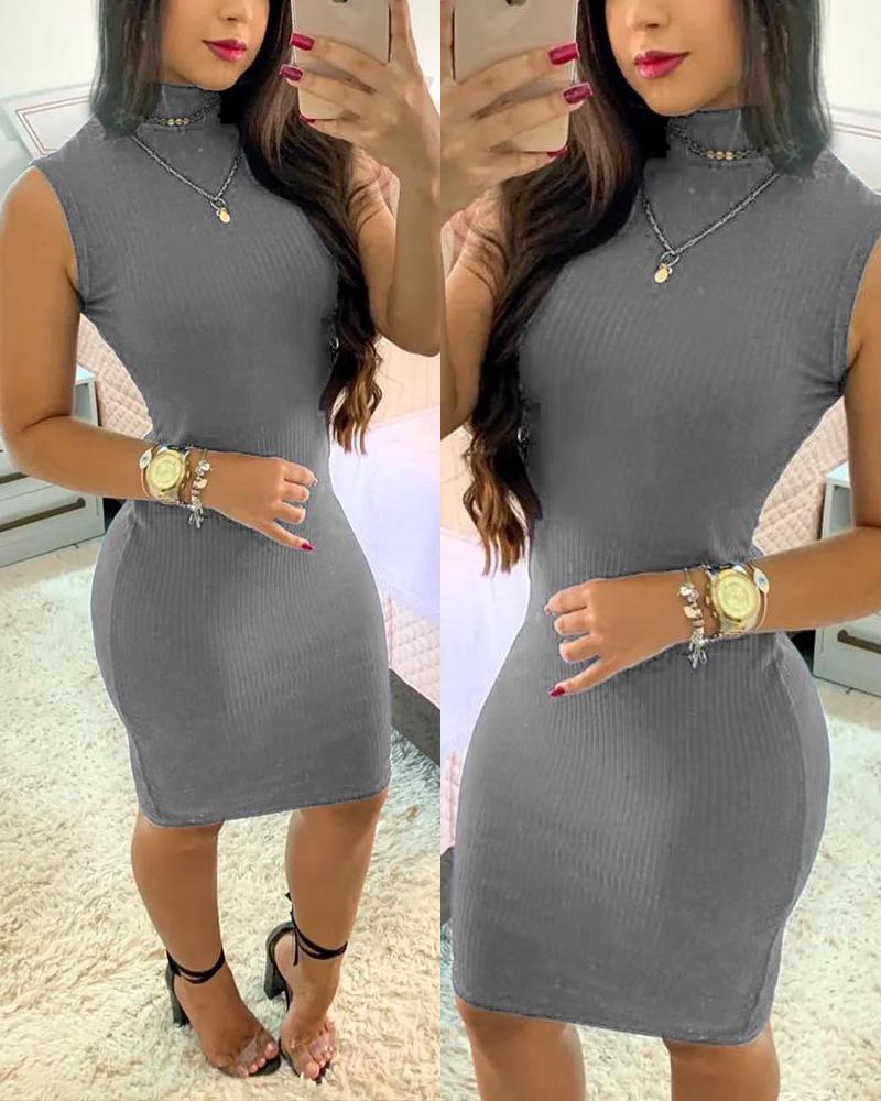 

Mock Neck Sleeveless Bodycon Dress, Gray