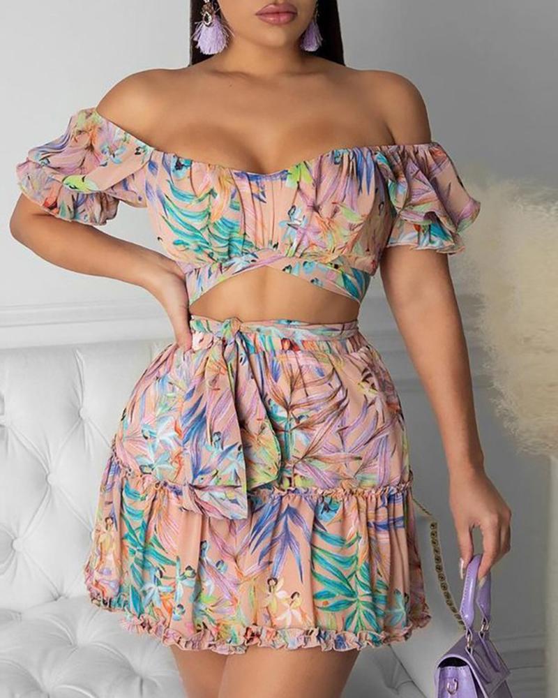 

Off Shoulder Floral Print Crop Top & Tied Detail Skirt Sets, Pink