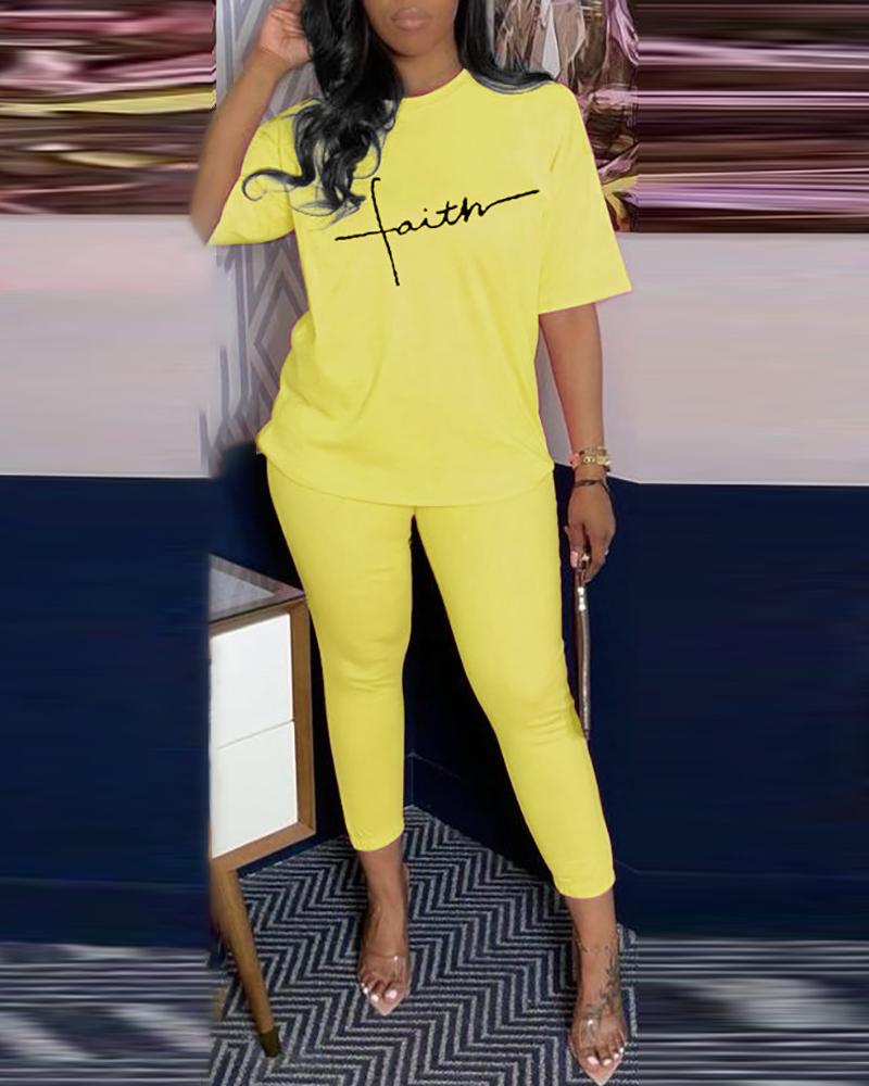 

Letter Pattern Half Sleeve Top & Drawstring Pants Set, Yellow
