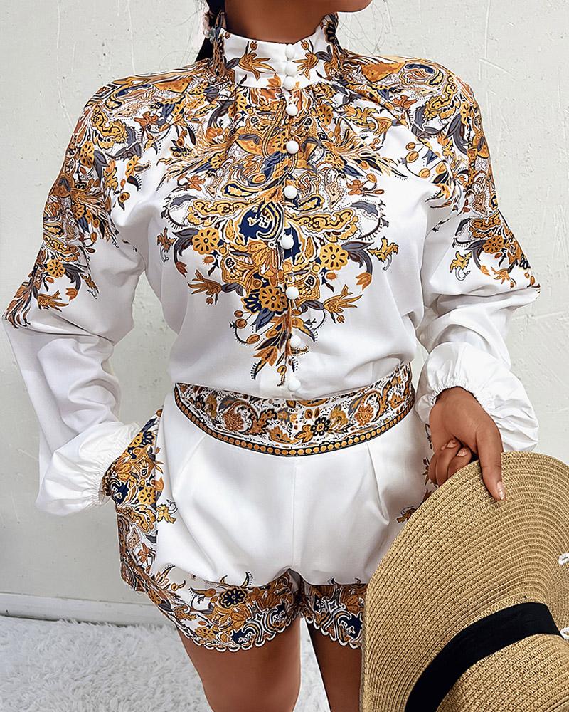 

Baroque Print Button Front Lantern Sleeve Top & Shorts Set, White