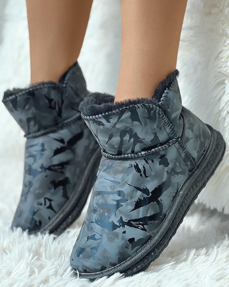 

Abstract Lined Non Slip Snow Boots, Black