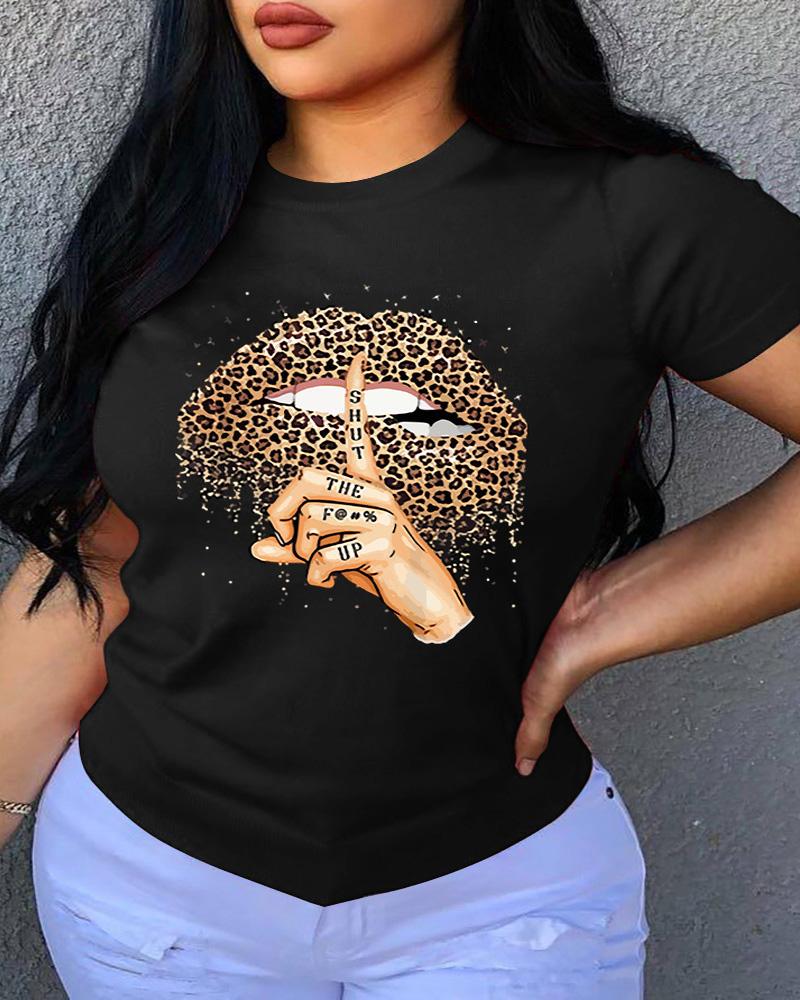 

Plus Size Slogan Lip Print Casual T-shirt, Black