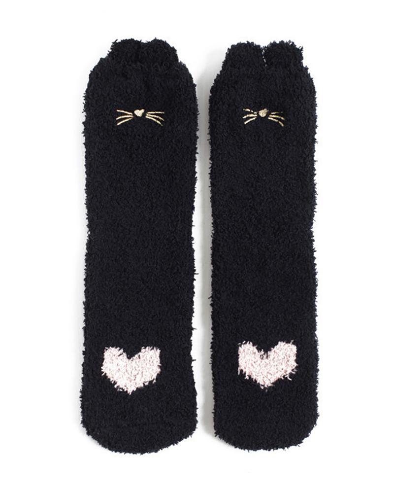 

Fluffy Embroidery Heart Paw Pattern Coral Socks, Black
