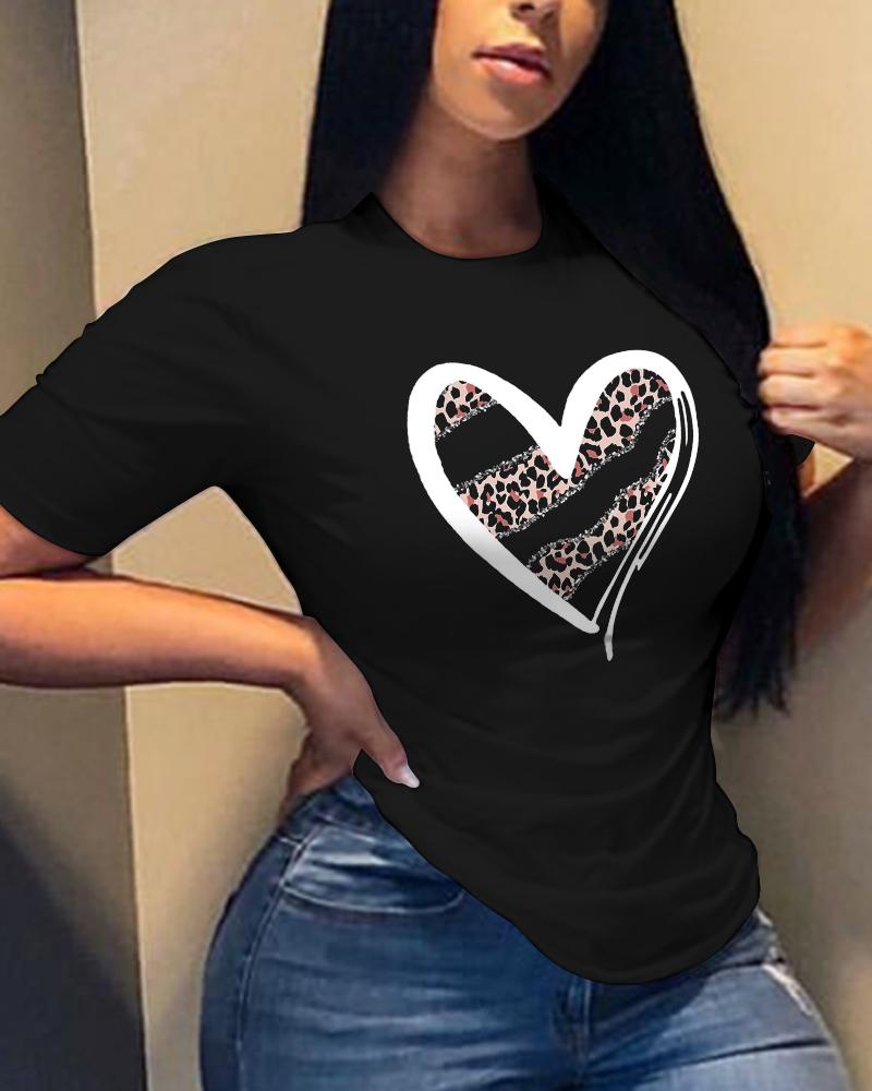 

Valentine' Day Leopard Heart Print Casual T-shirt, Black