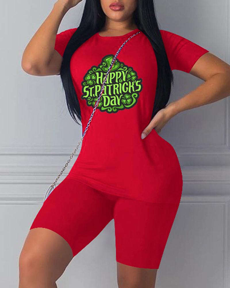

St. Patrick' Day Lucky Shamrock Print Casual Top & Shorts Set, Red