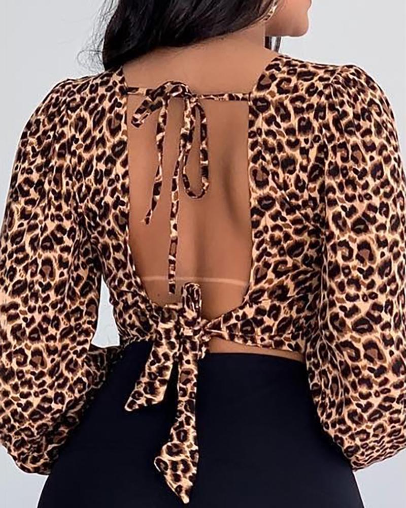 

Plunge Backless Lantern Sleeve Cheetah Print Top, Leopard