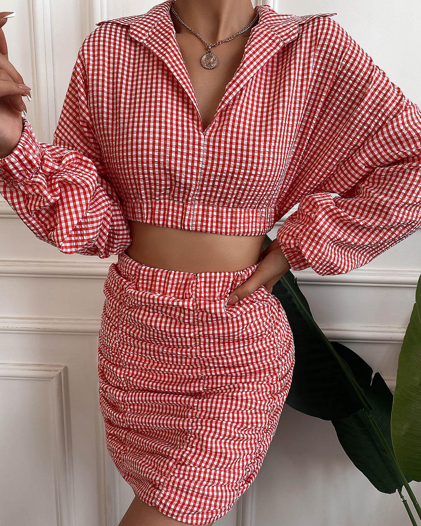 

Plaid Print Lantern Sleeve Crop Top & Ruched Skirt Set, Red
