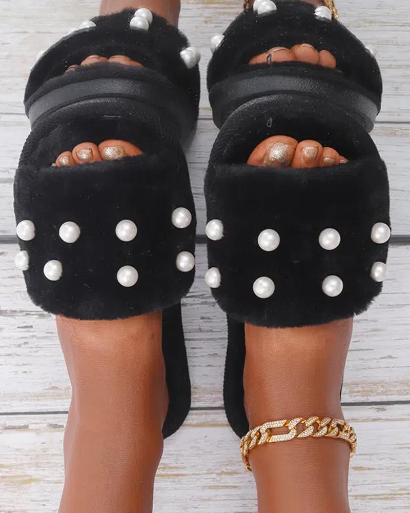 

Fuzzy Pearls Decor Slippers, Black