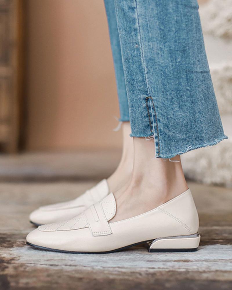 

Square-toe Embroidered PU Leather Flat Loafers, Apricot