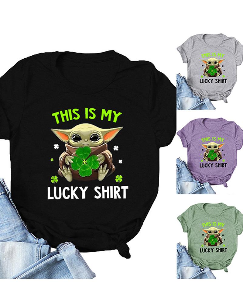 

St.Patrick's Day Clover Graphic Print T-Shirt, Black