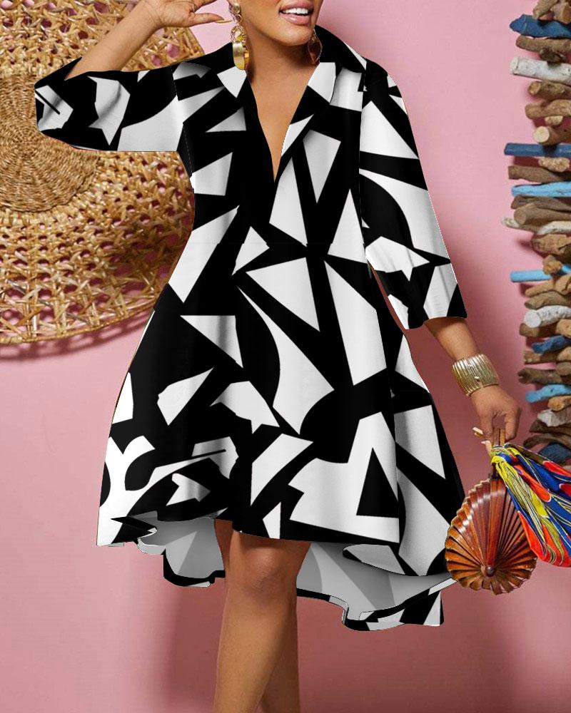 

Plus Size Geometric Print Flowy Shirt Dress, Blackwhite