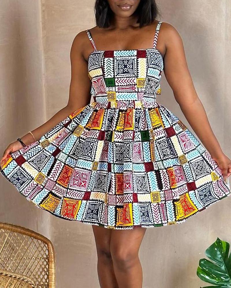 

Geometric Print Sleeveless Backless Tied Detail Dress, Multicolor