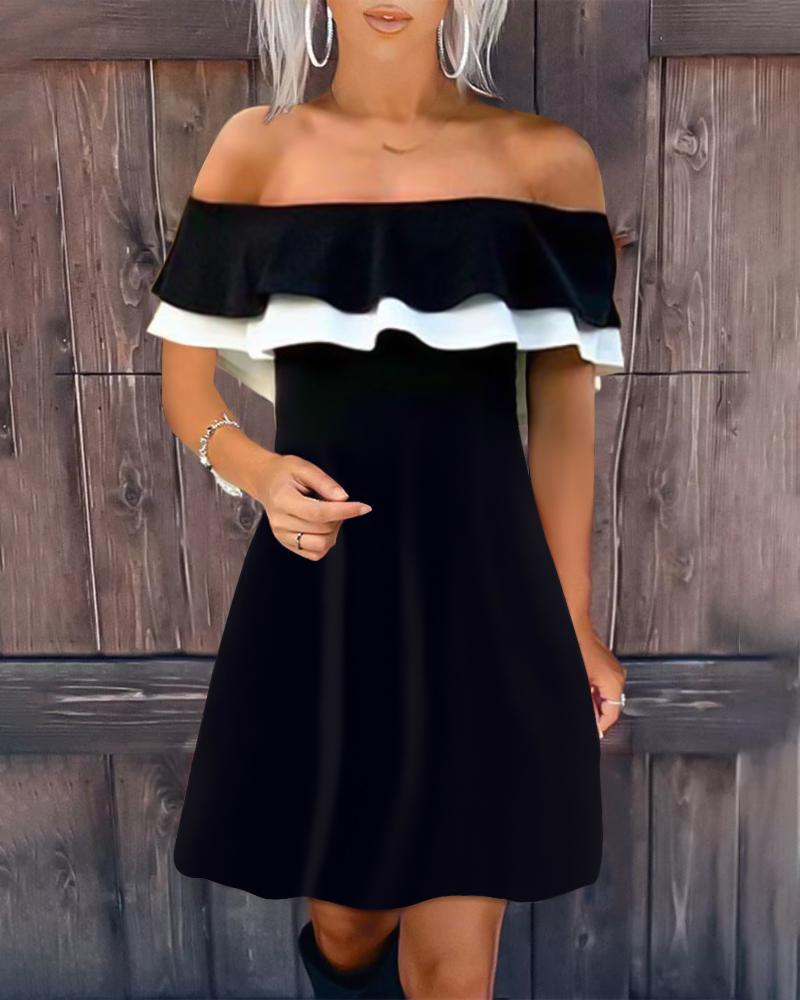 

Contrast Paneled Off Shoulder Ruffle Hem Casual Dress, Black