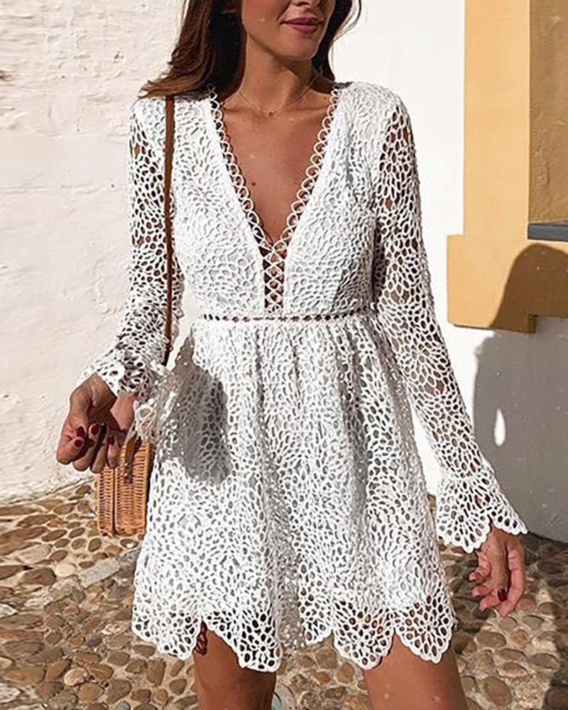 

Plunge Hollow Out Bell Sleeve Lace Dress, White