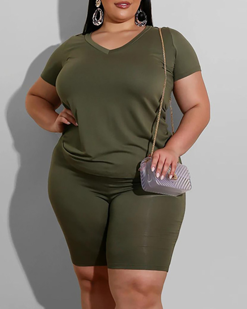 

Solid V-neck Casual Top & Shorts Set, Green