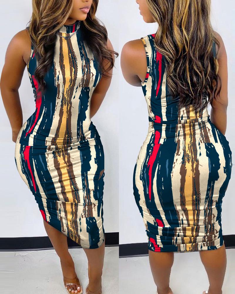 

Abstract Print Sleeveless Ruched Bodycon Dress, Multicolor