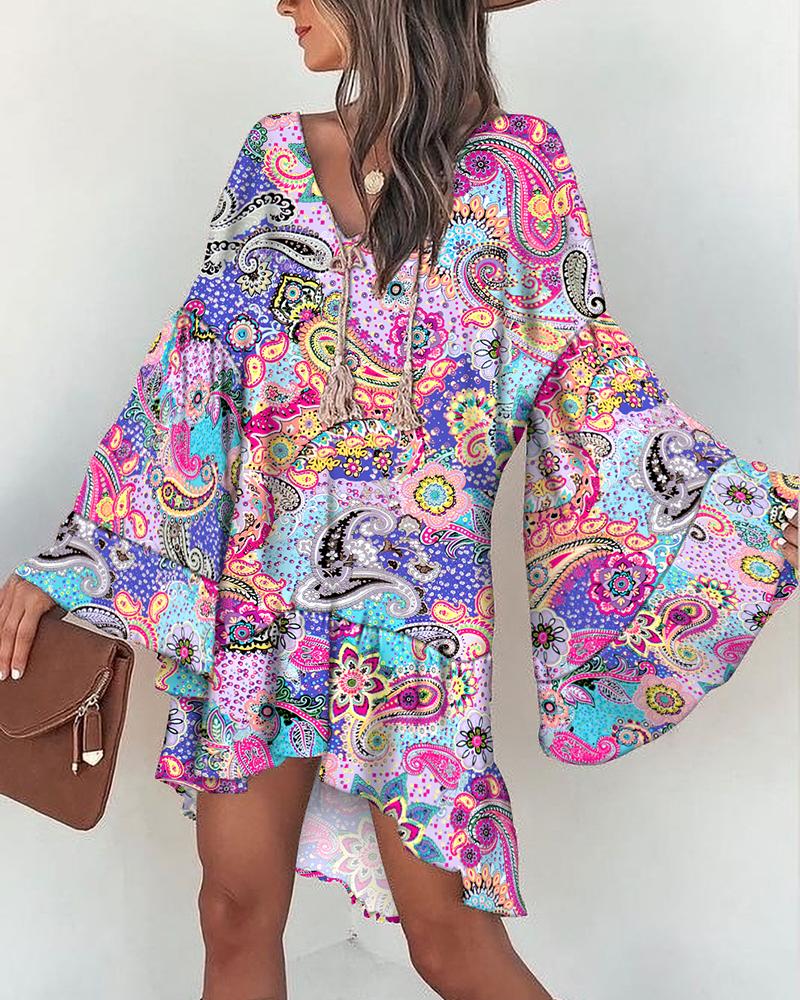 

Paisley Floral Print Bell Sleeve Tassel Swing Casual Dress, Multicolor