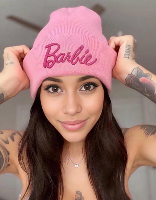 

Barbie Letter Embroidery Winter Thermal Knit Hat, Light pink