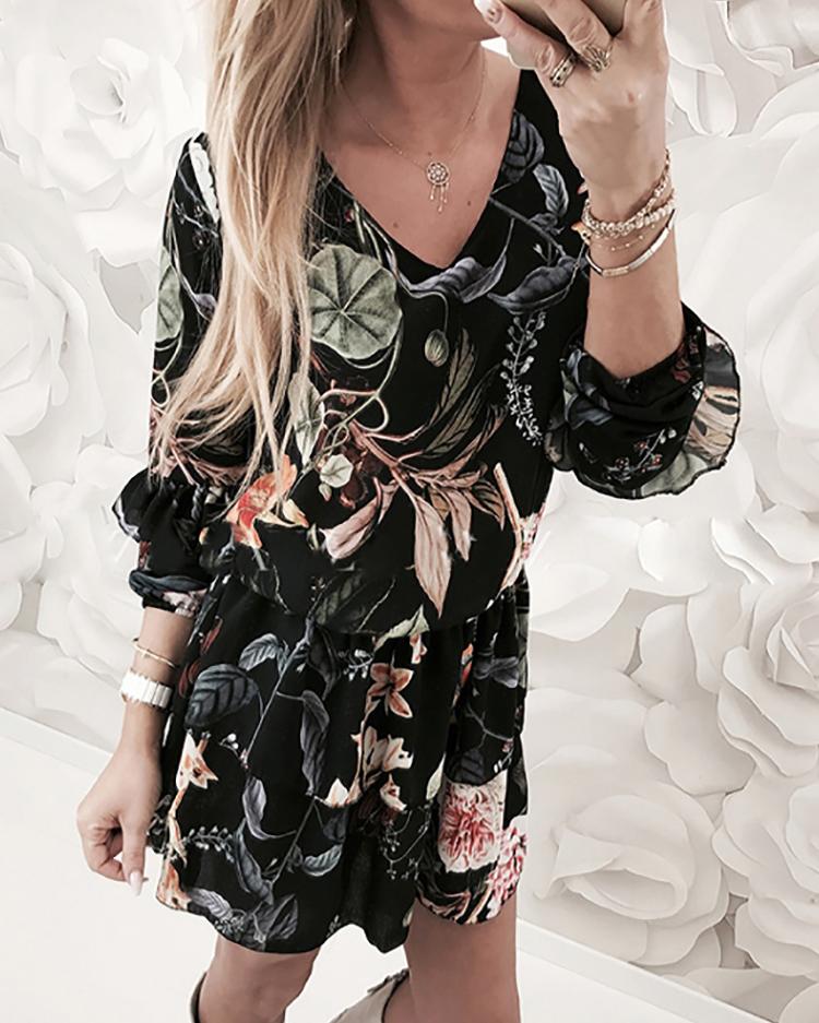 

Vintage Floral V Neck Pleated Casual Dress, Multicolor