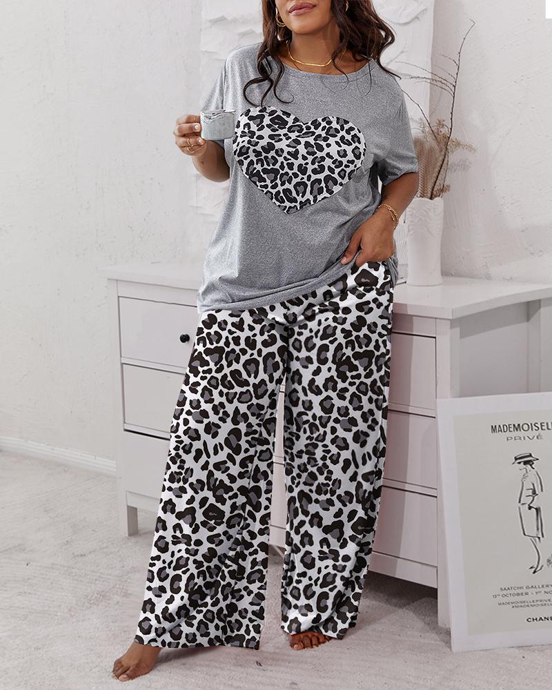 

Plus Size Leopard Heart Print Wide Leg Pajamas Set, Gray