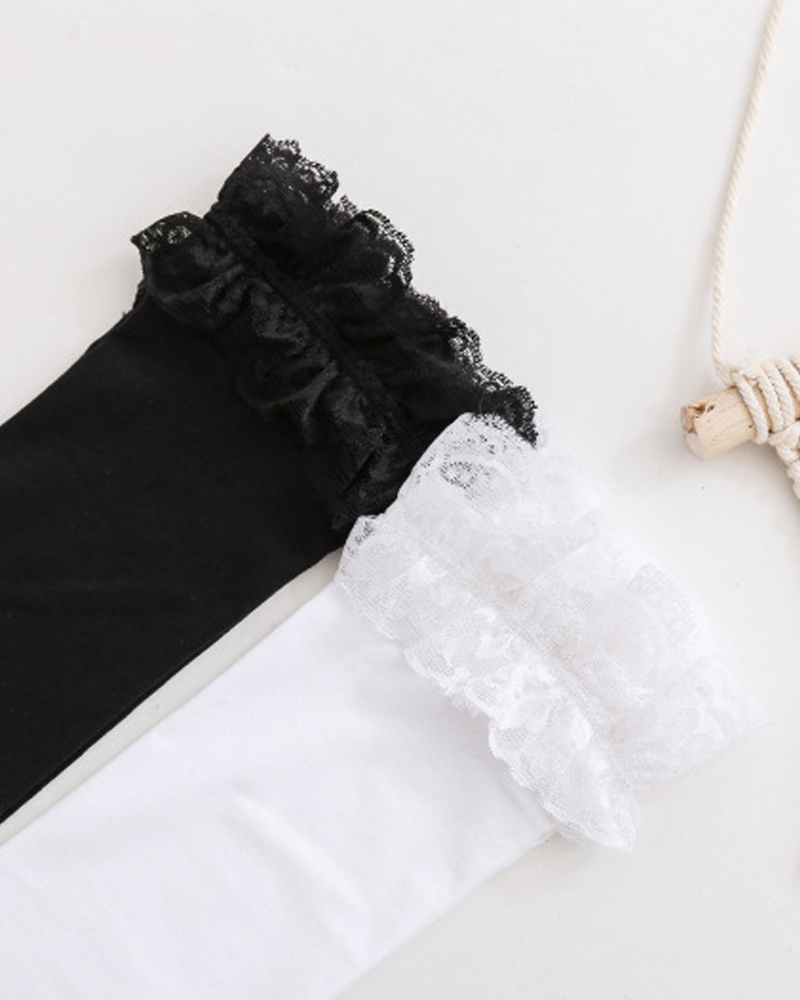 

Contrast Lace Velvet Knee High Socks, Black