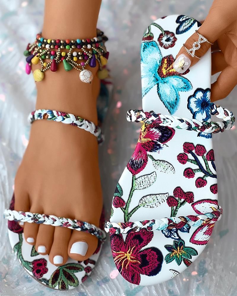 

Double Strap Floral Pattern Slippers, White